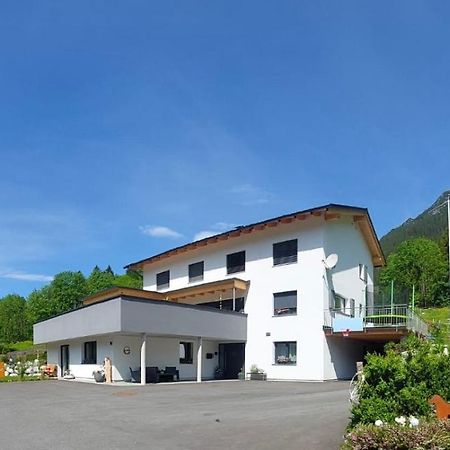Haus Bazigg Apartment Klosterle am Arlberg Exterior foto